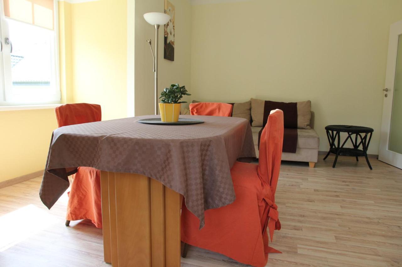 Cafe Klering Apartment Briedern Luaran gambar